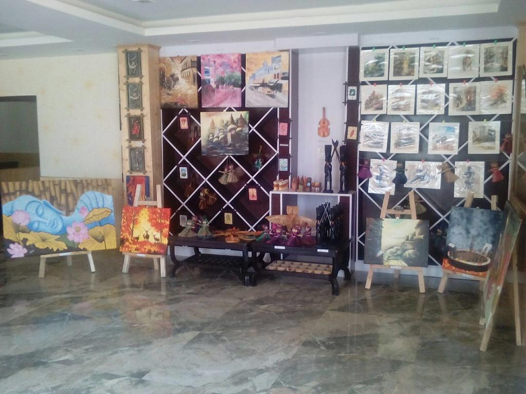 Adb Rooms Snow Touch Resort مايالي المظهر الخارجي الصورة